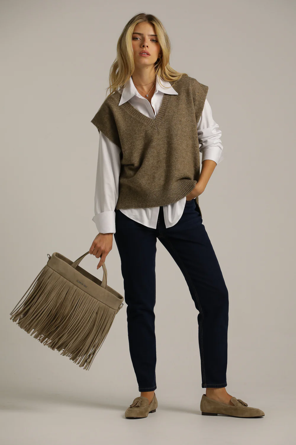 Fringe Suede Effect Crossbody Bag - Image 11