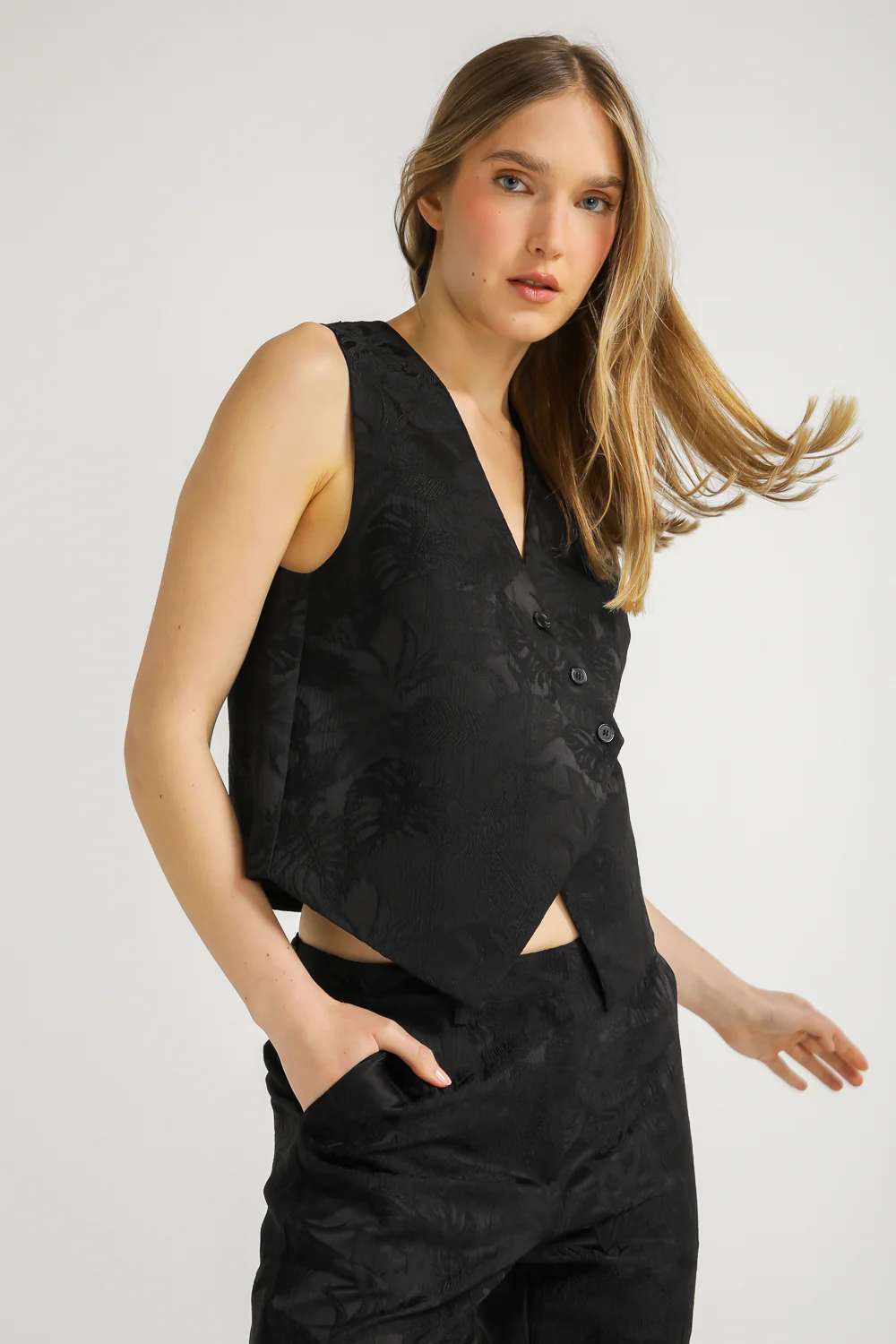 Sleeveless Top - Image 5