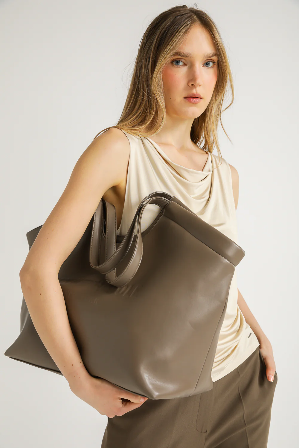 Sleeveless Draped Top - Image 12