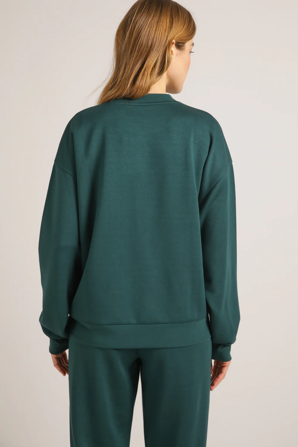 Oversized Sweatshirt - Image 4