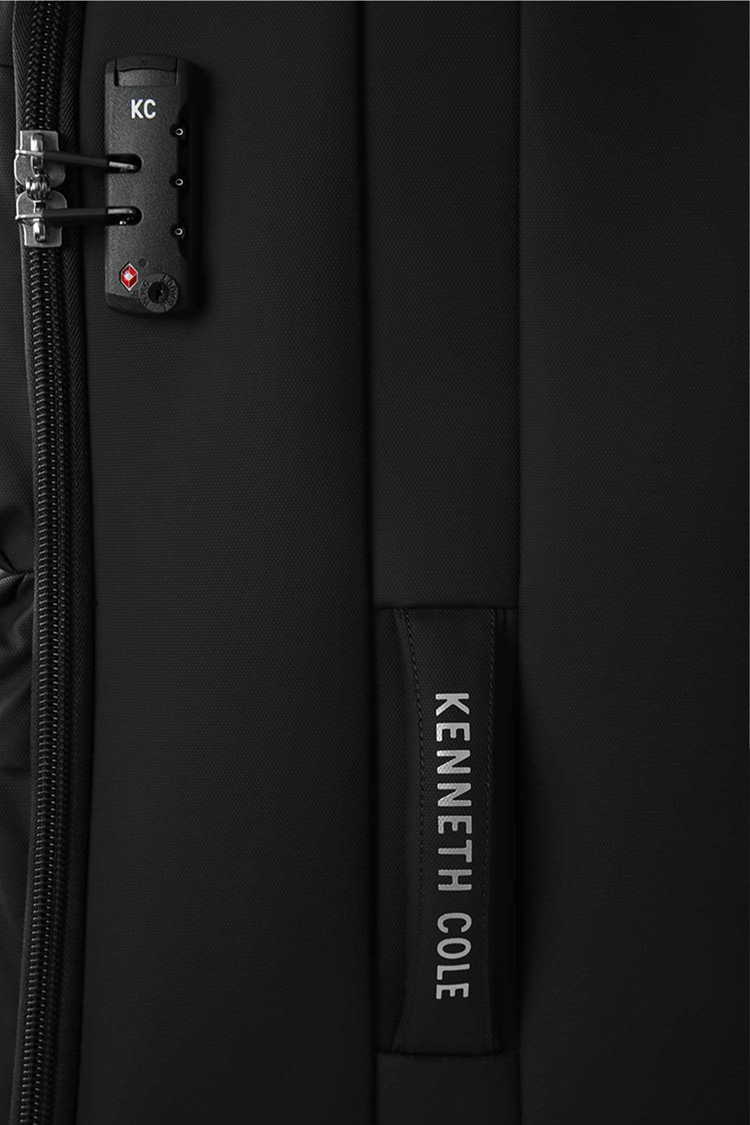 Softshell Suitcase  30" - Image 15