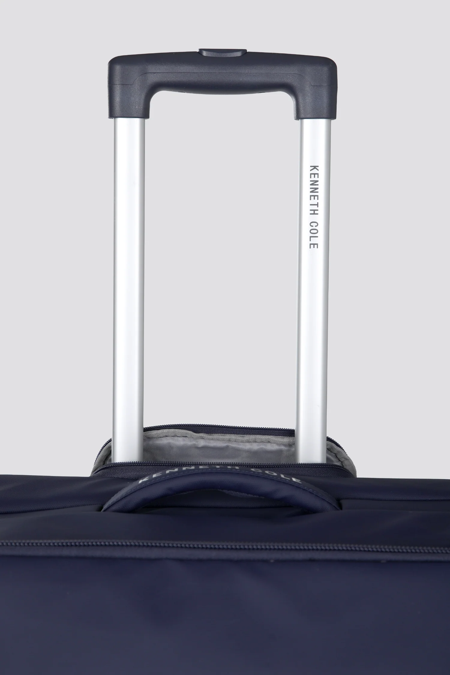Softshell Suitcase  30" - Image 8