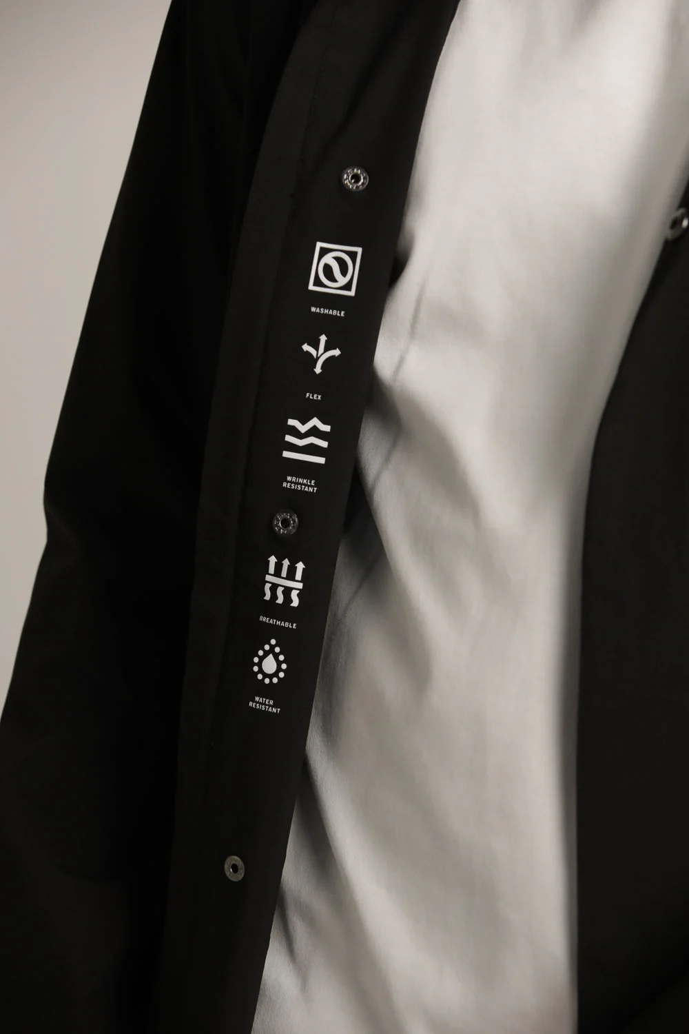 Sporty Long Wind Breaker - Image 10
