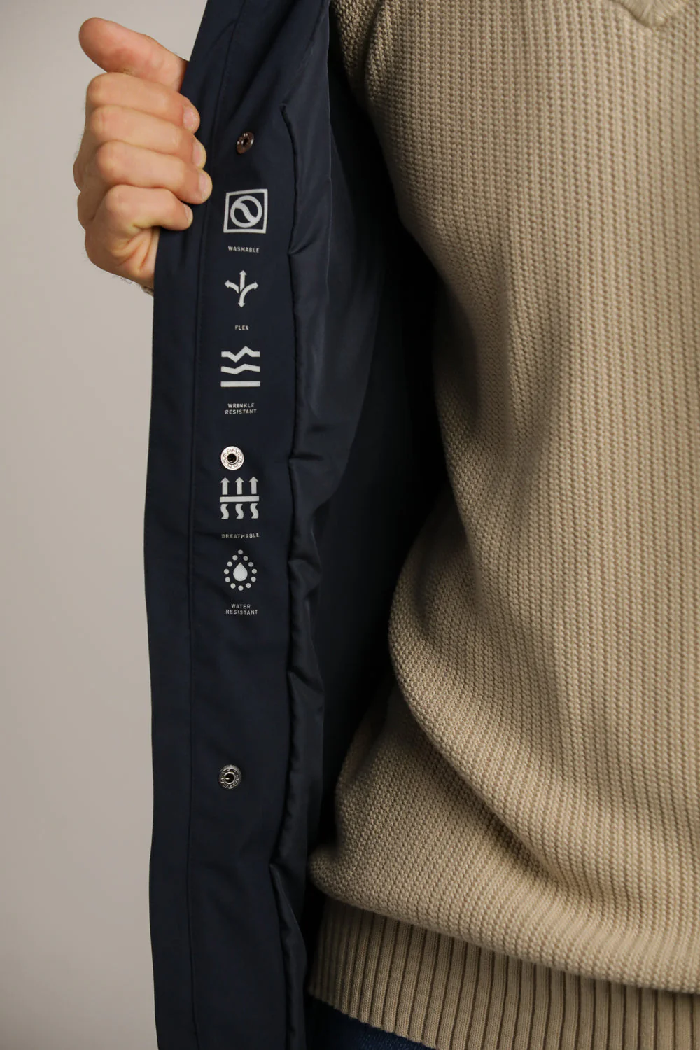 Sporty Long Wind Breaker - Image 3