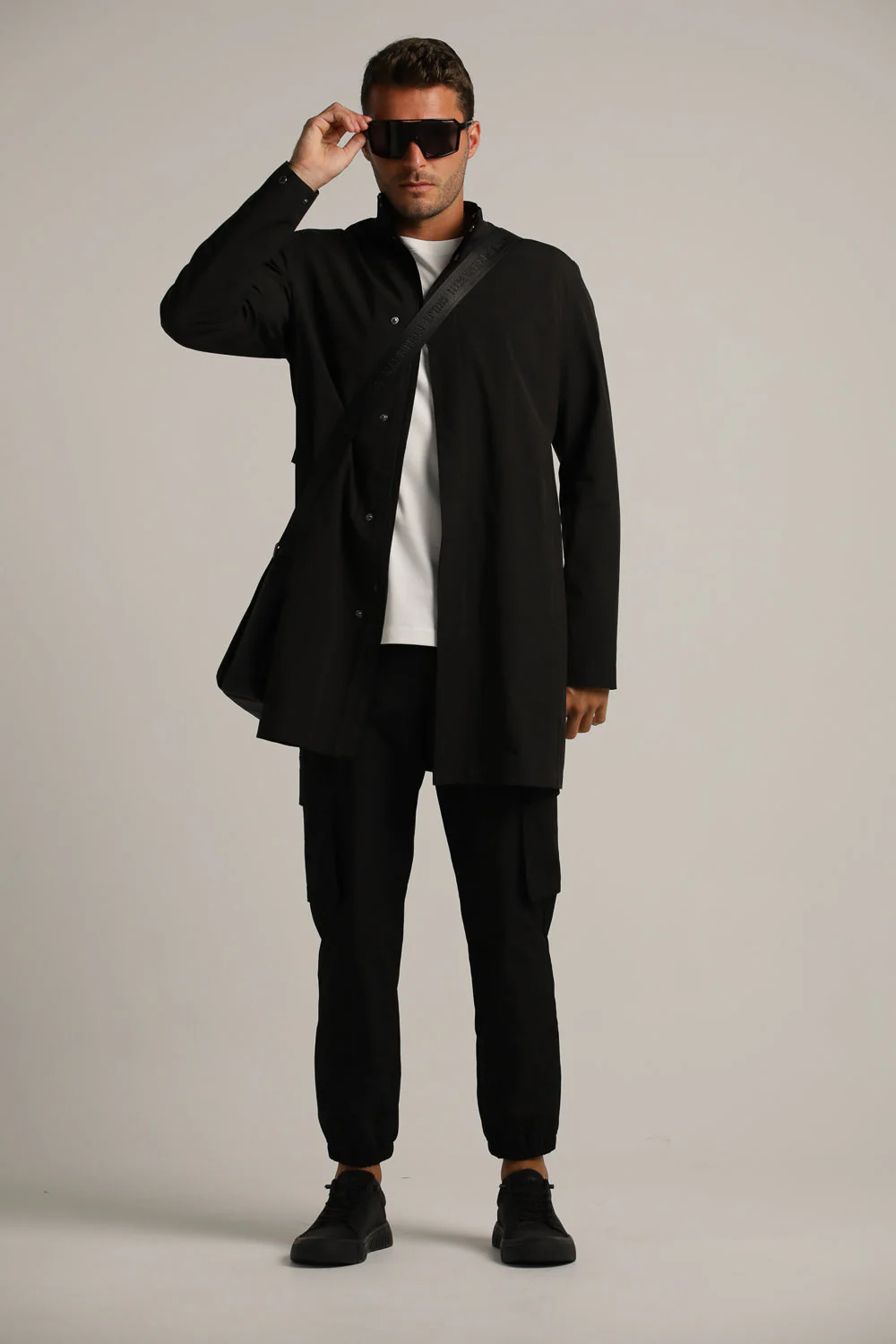 Sporty Long Wind Breaker - Image 9
