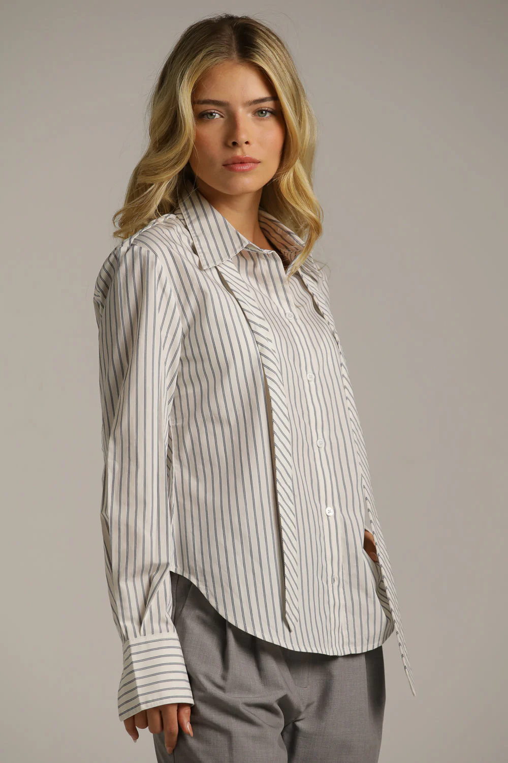 Tie Front Striped Blouse - Image 4