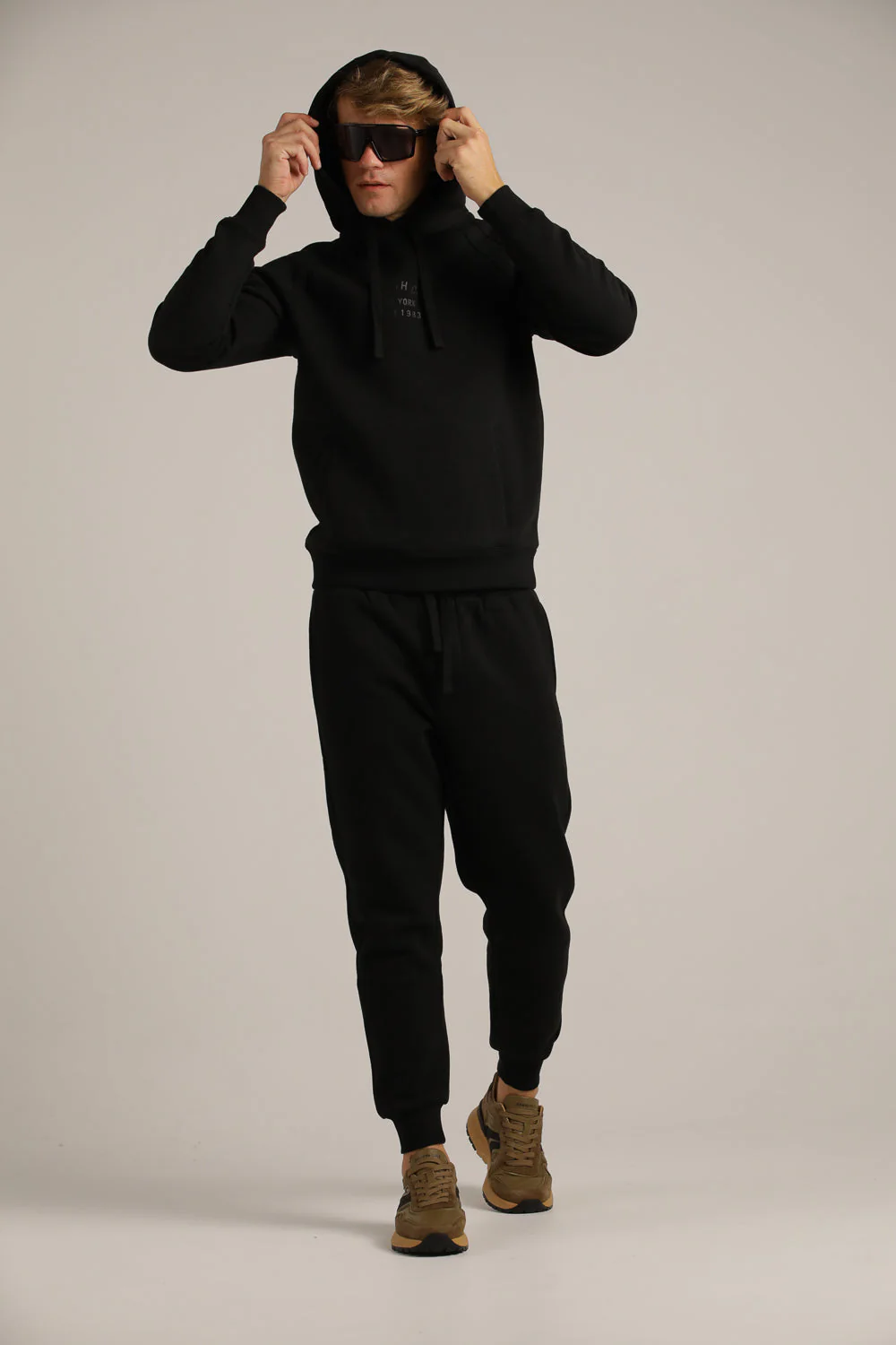 Sweatpants - Image 10