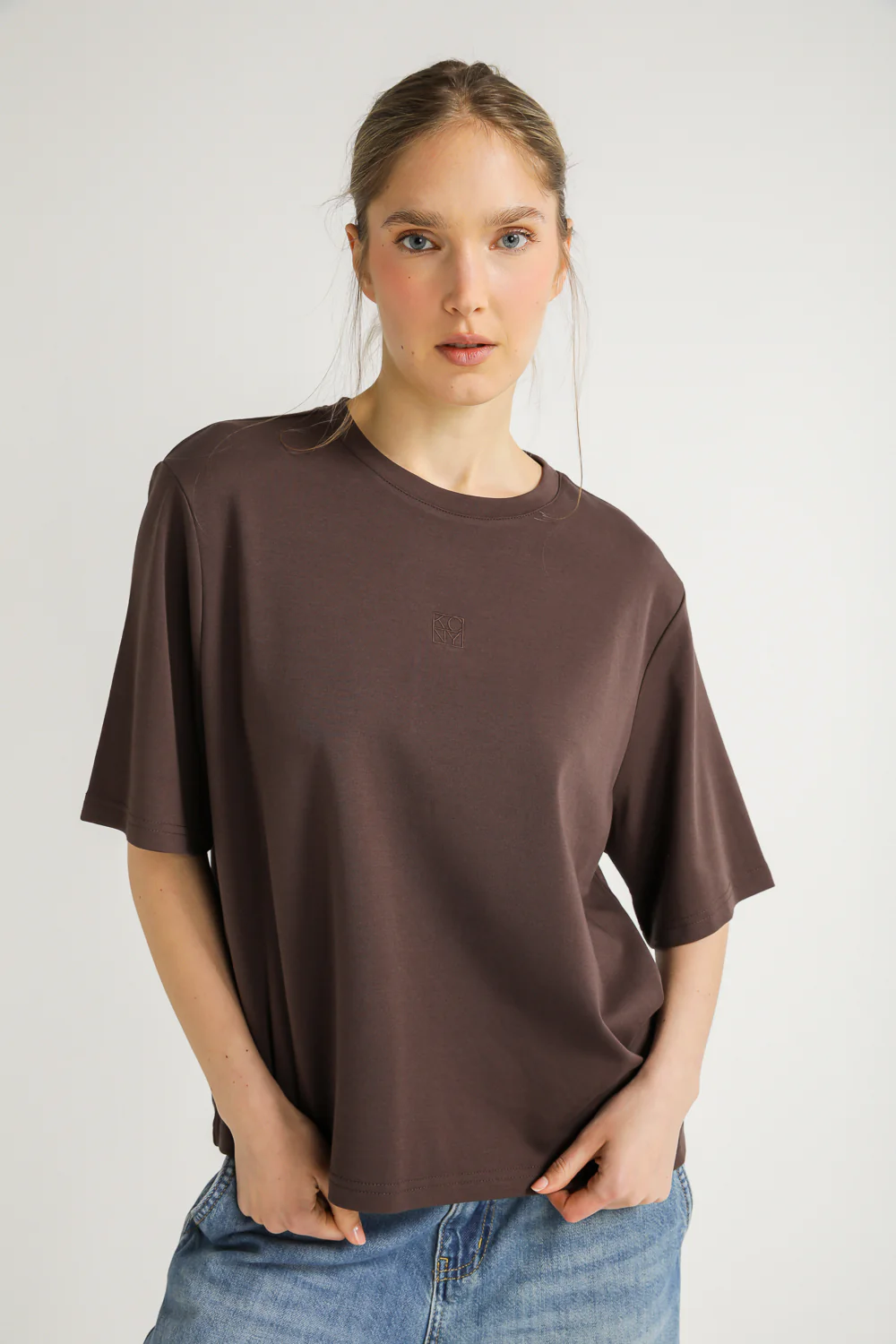 T-Shirt With Embroidery Logo - Image 18