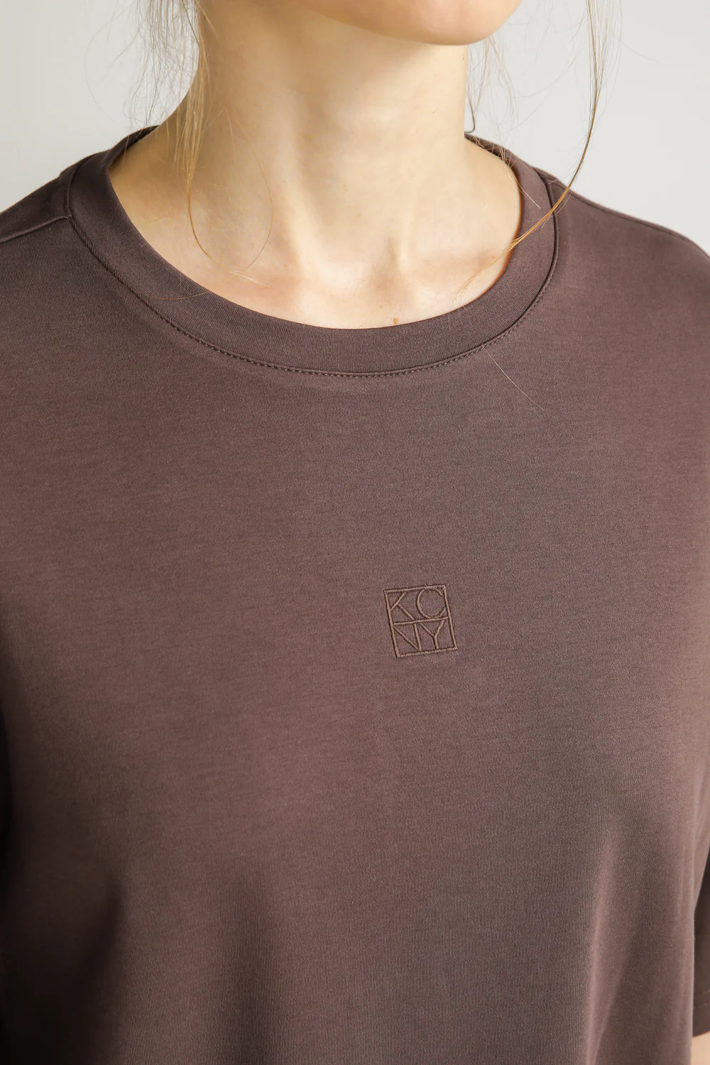 T-Shirt With Embroidery Logo - Image 19