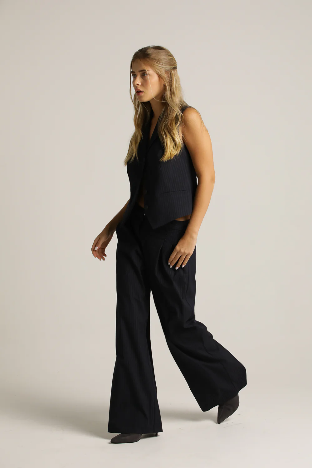 Tailored Wide Leg Pants - Image 4