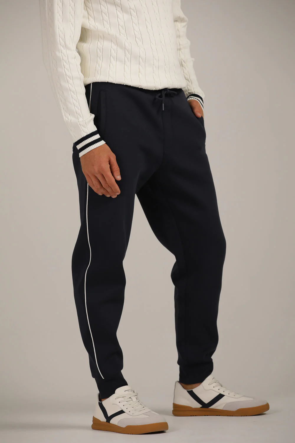 Tapered  joggers - Image 9