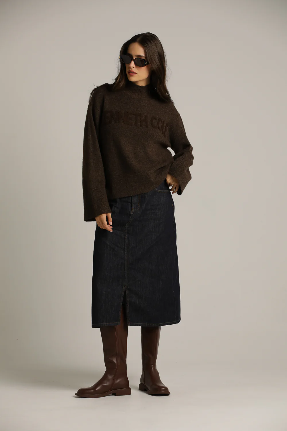 Thick Knitted Turtleneck - Image 2