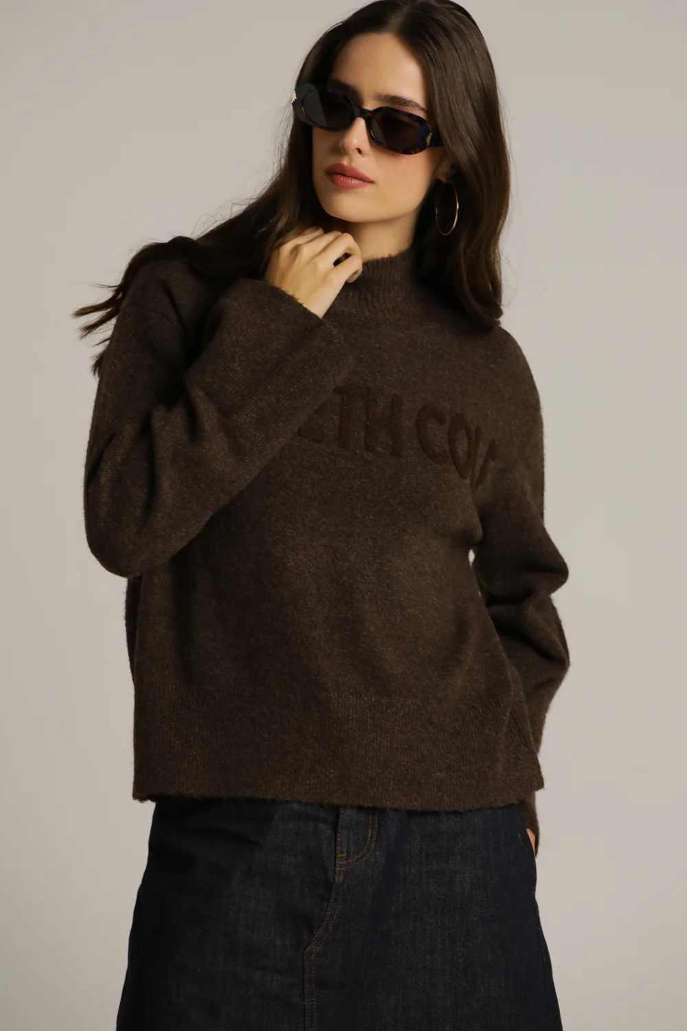Thick Knitted Turtleneck - Image 3
