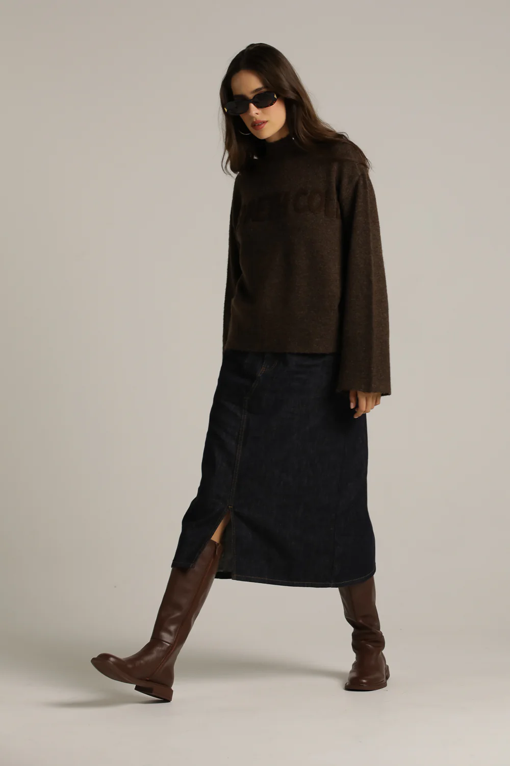 Thick Knitted Turtleneck - Image 5