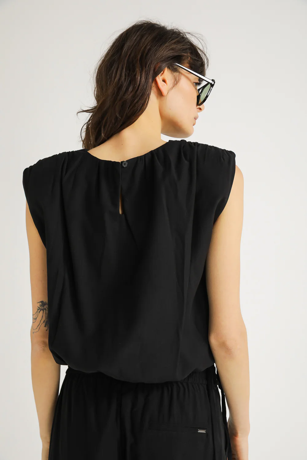 Top With Shoulder Pads - Image 6