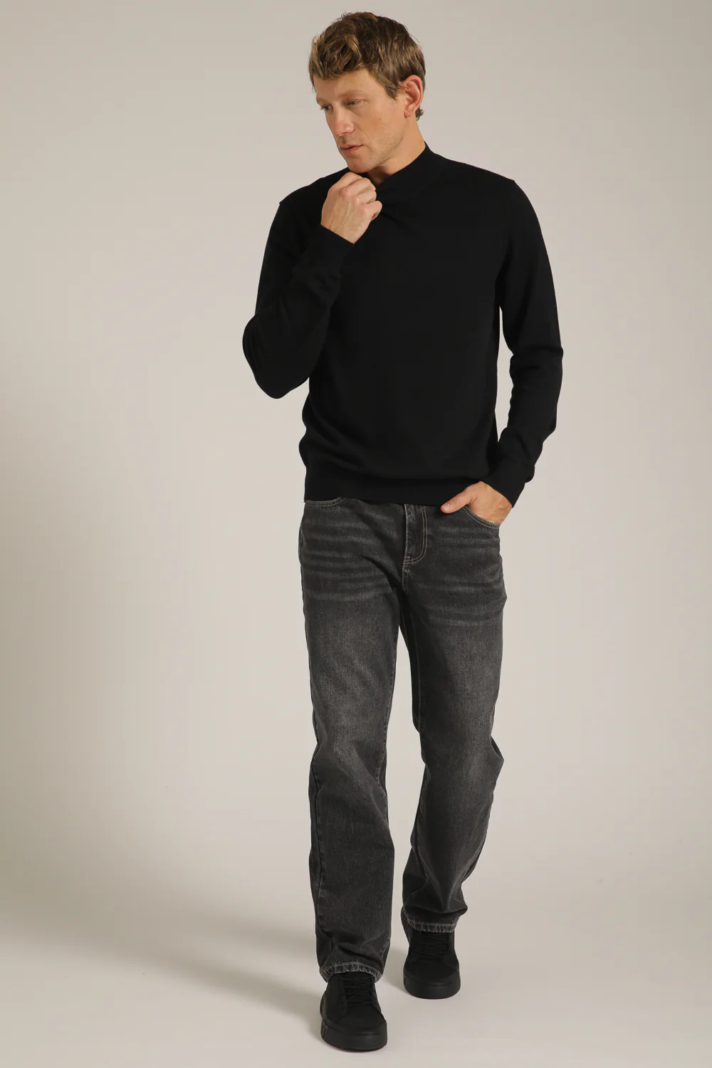 Turtleneck Knit Top - Image 29