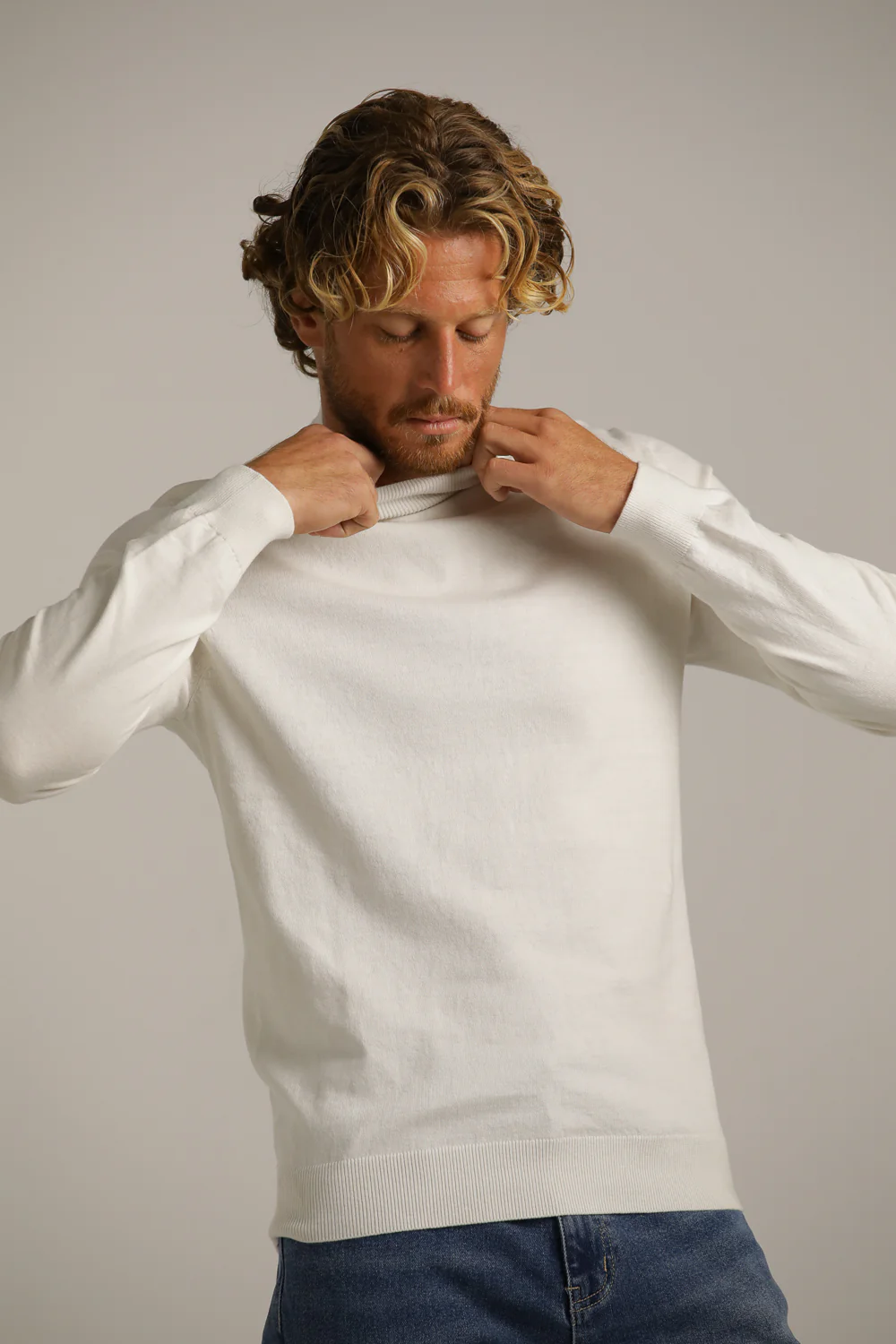 Turtleneck Knit - Image 4
