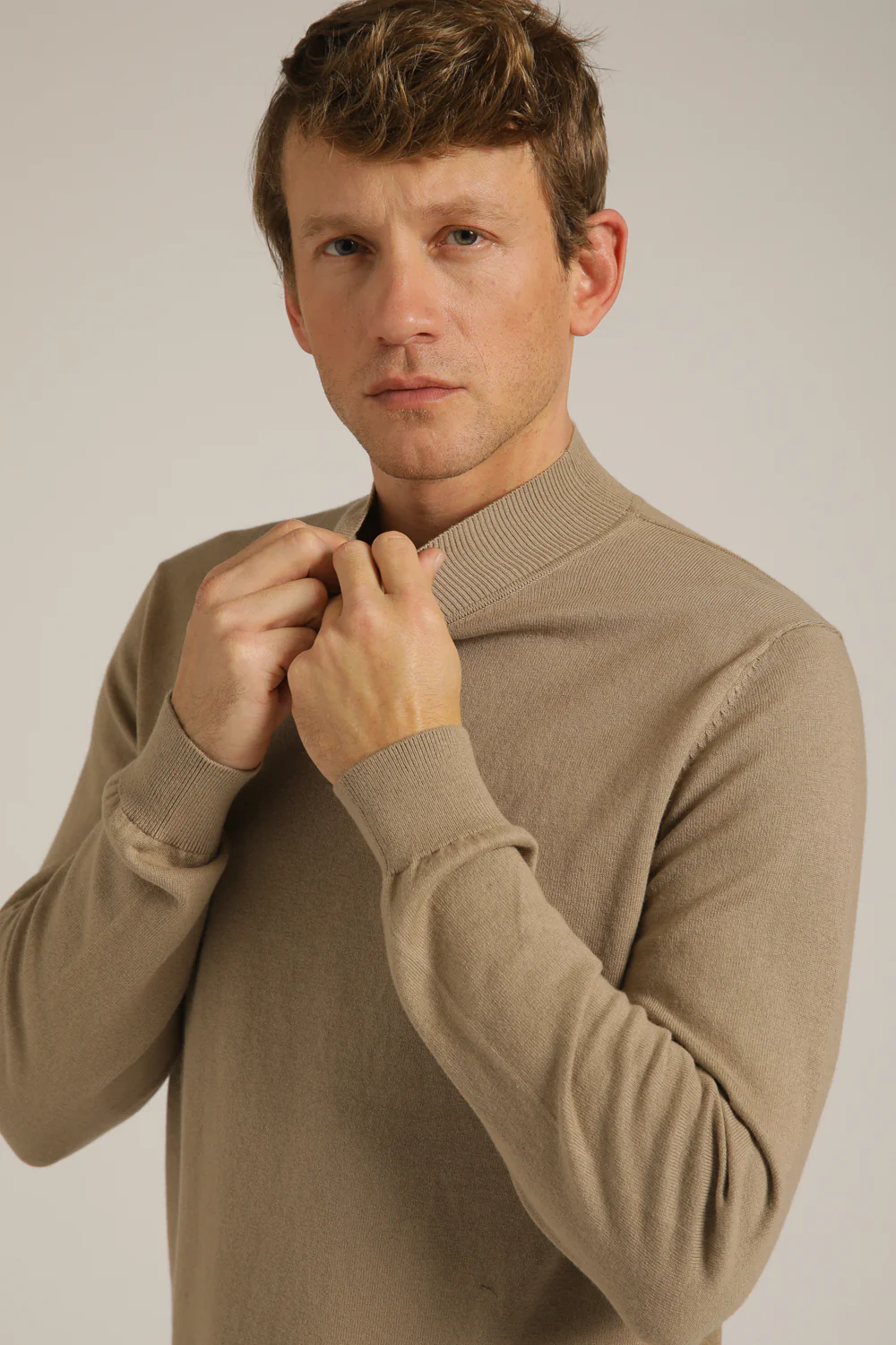 Turtleneck Knit - Image 7