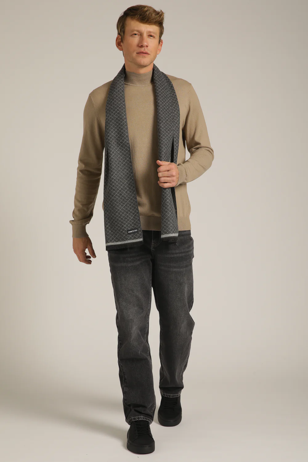 Turtleneck Knit - Image 8