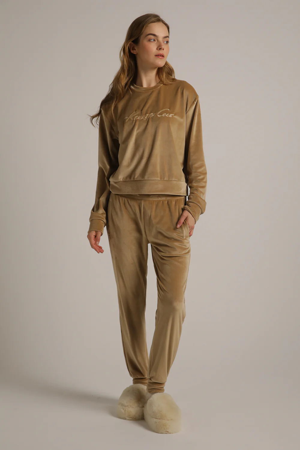 Velvet Oversized Sweatshirt - Image 2