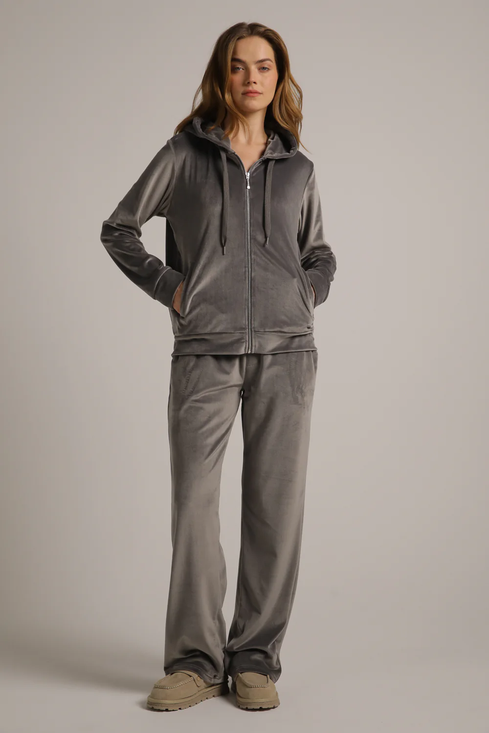 Velvet Zipped Hoodie - Image 11