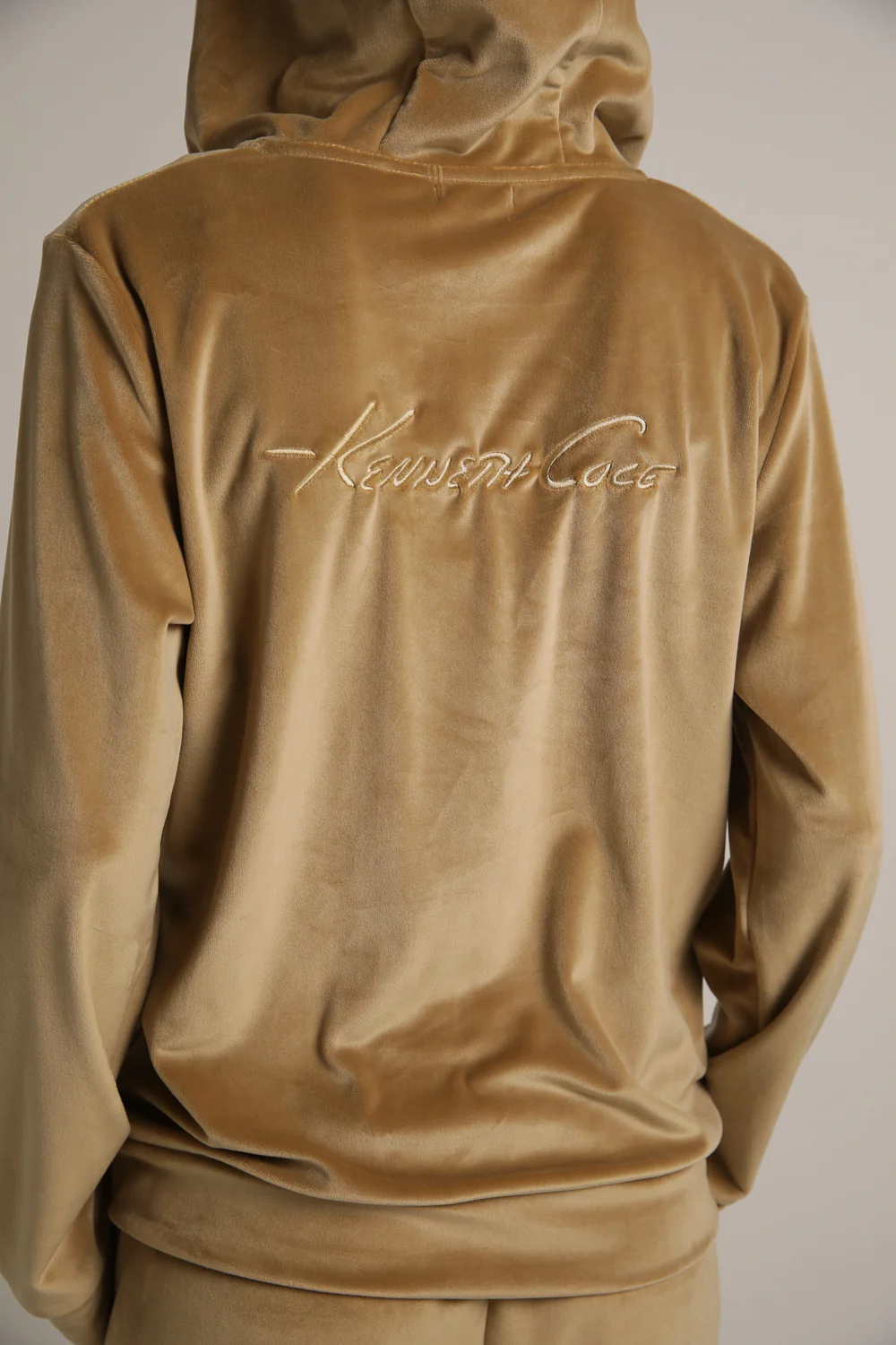 Velvet Zipped Hoodie - Image 4
