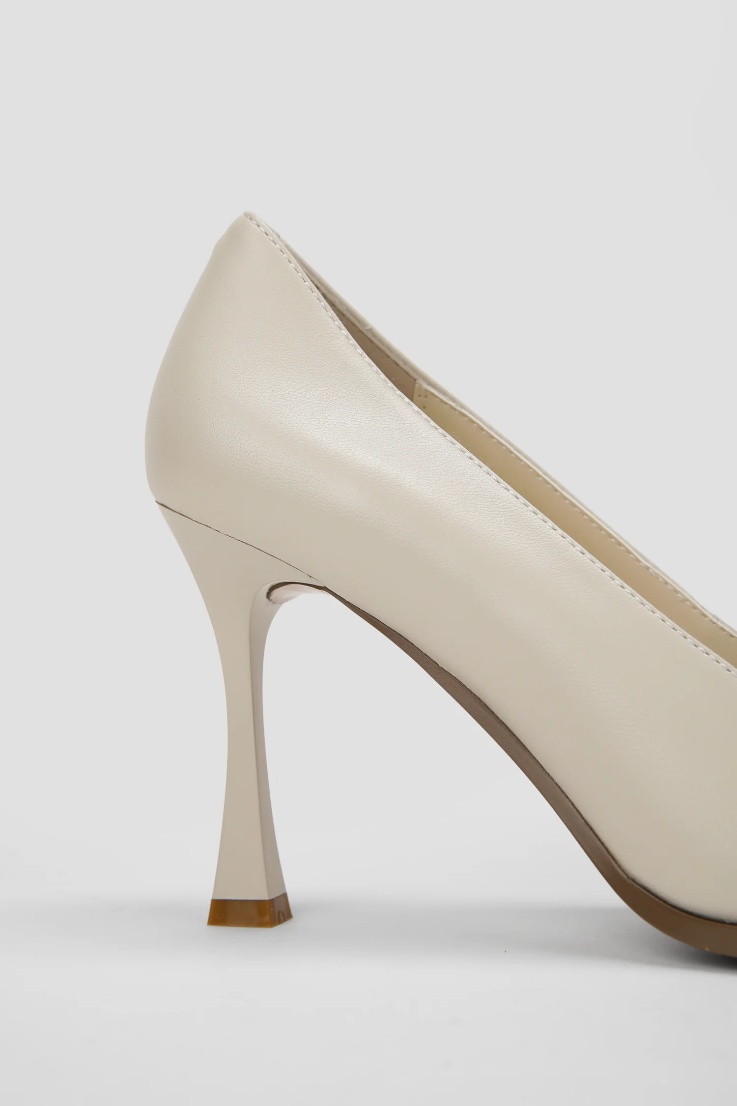 Leather Pointed Heels - Image 11
