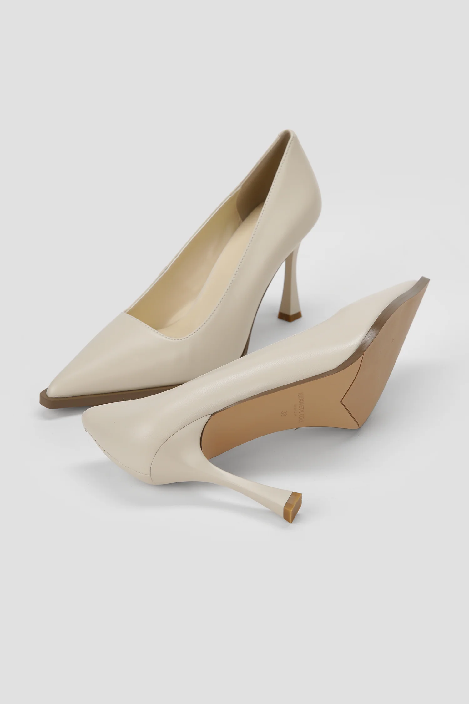 Leather Pointed Heels - Image 12