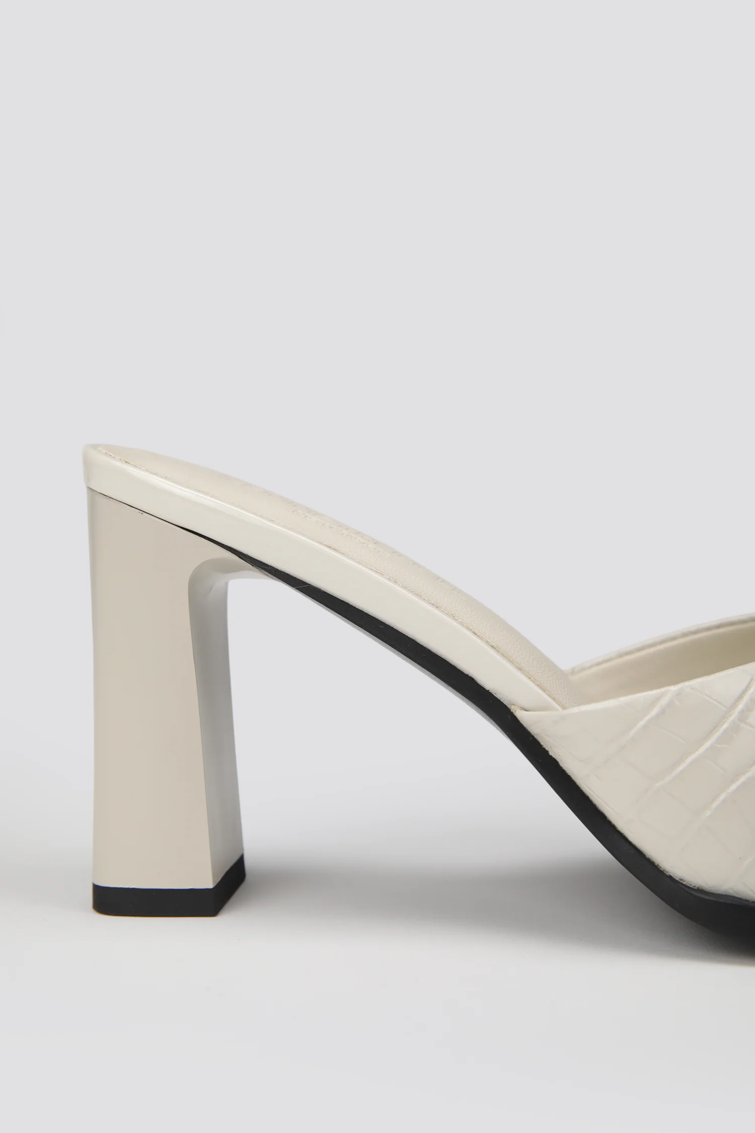 Leather Heels - Image 4