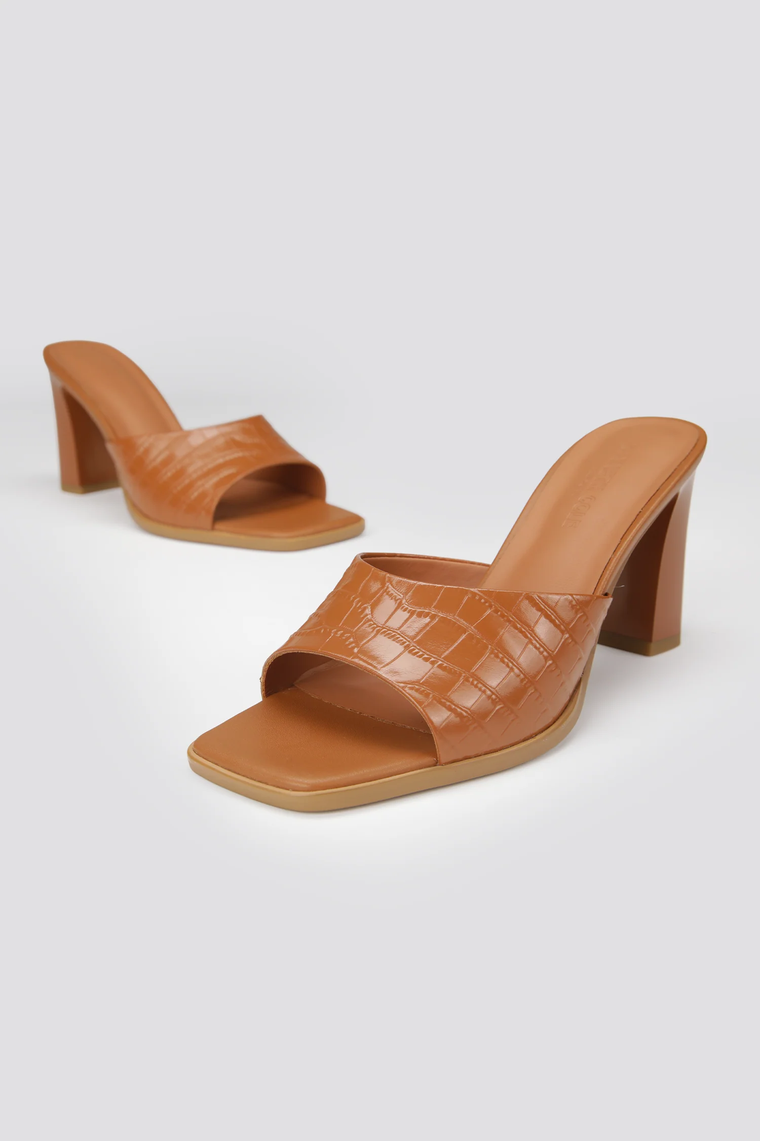 Leather Heels - Image 8