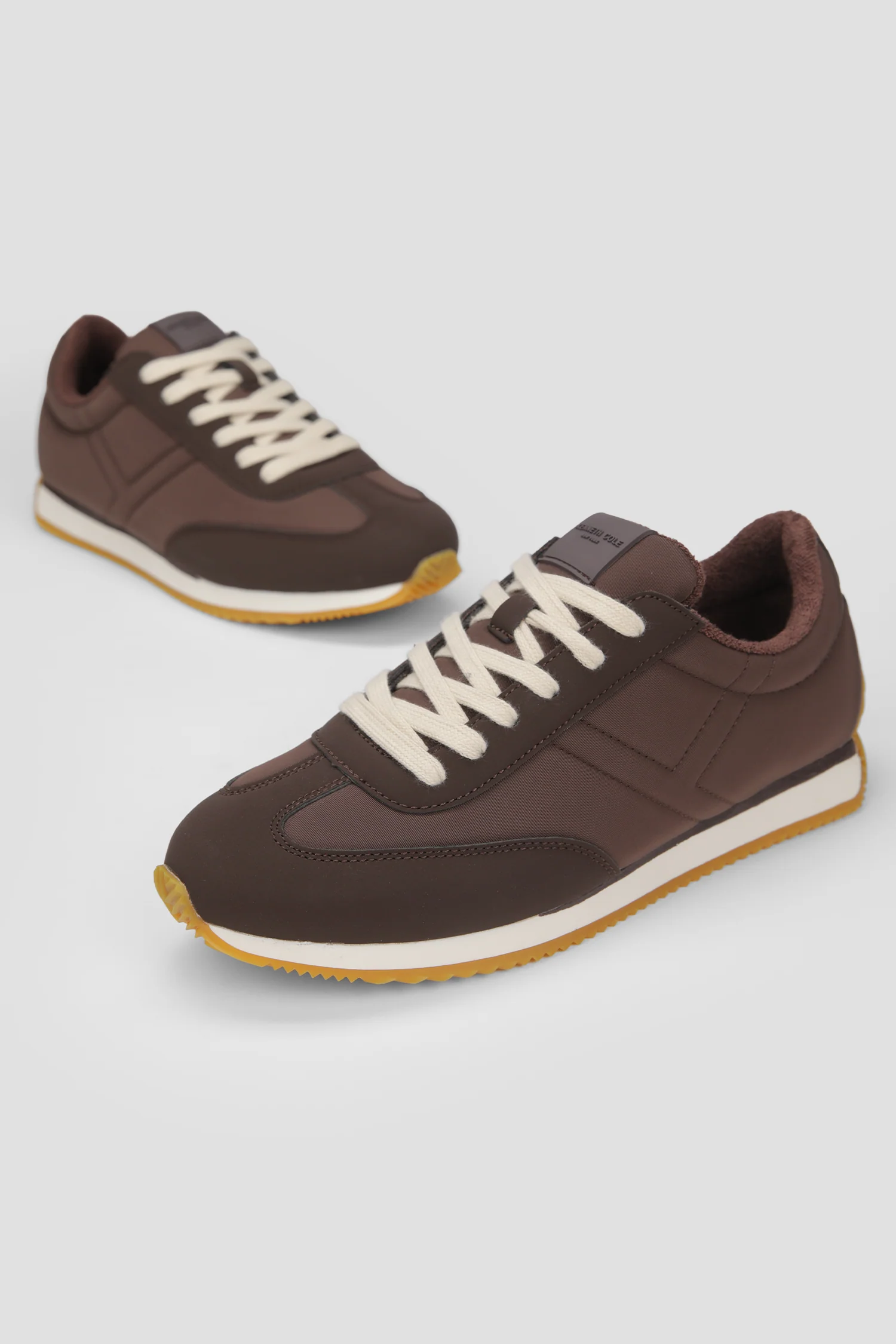 Sporty Sneakers - Image 10