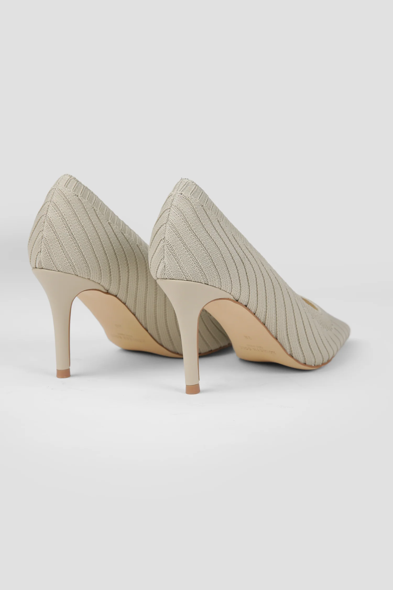 Pointed Toe Knitted Heels - Image 5