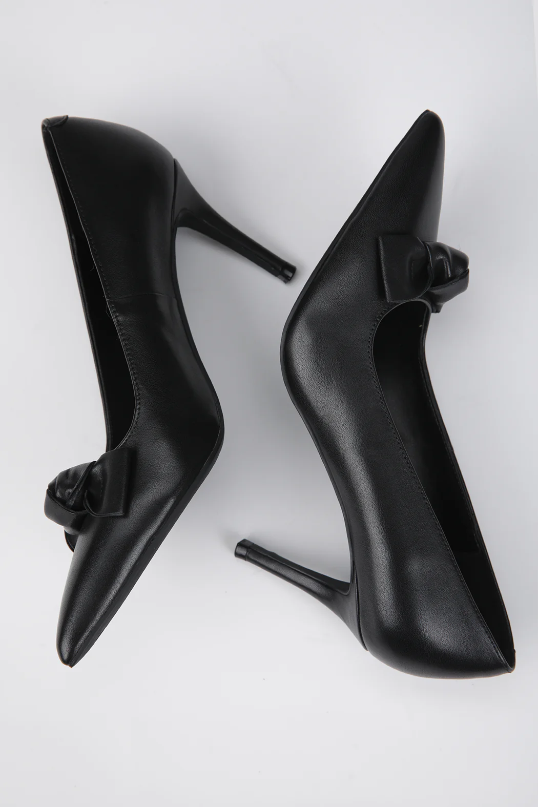 Pointed Toe Heels - Image 11