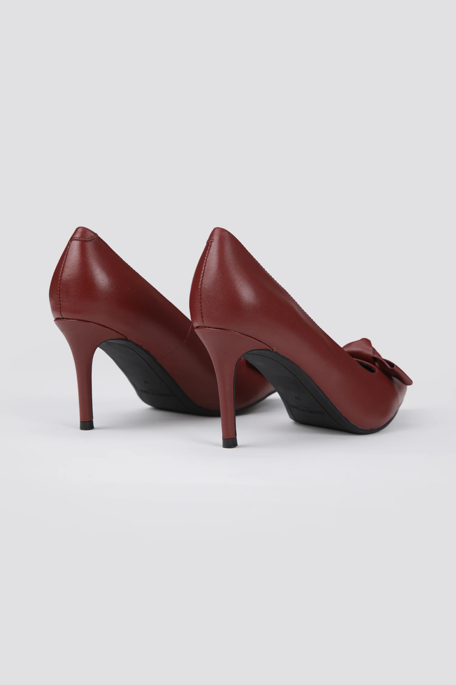 Pointed Toe Heels - Image 4