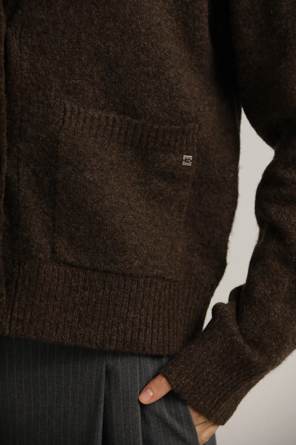 V Neck Cardigan - Image 10